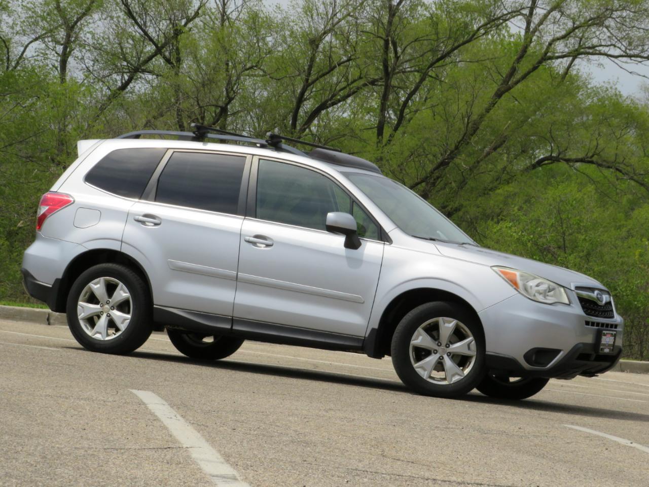 Subaru Forester 2.5i Limited 2014