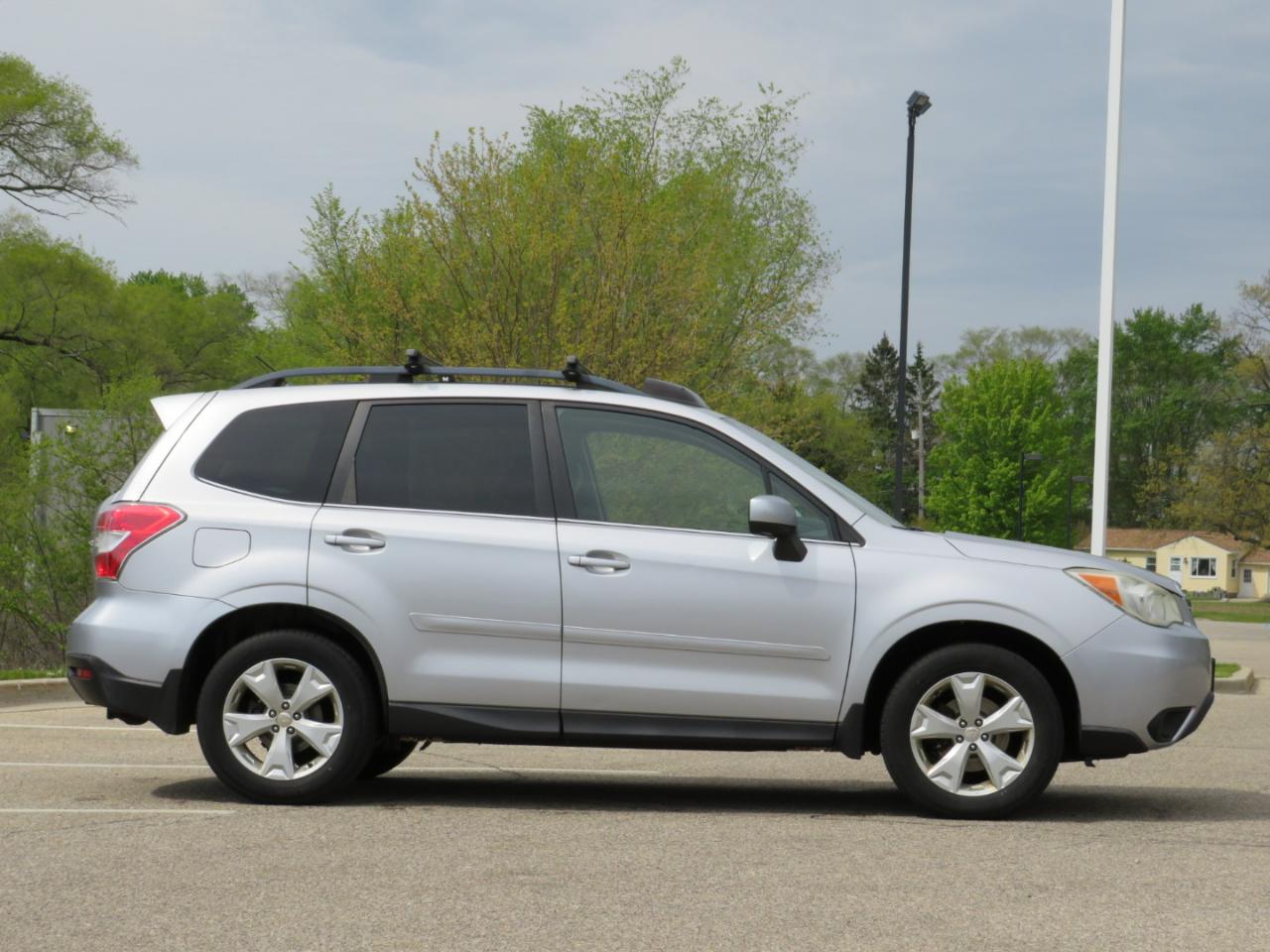 Subaru Forester 2.5i Limited 2014