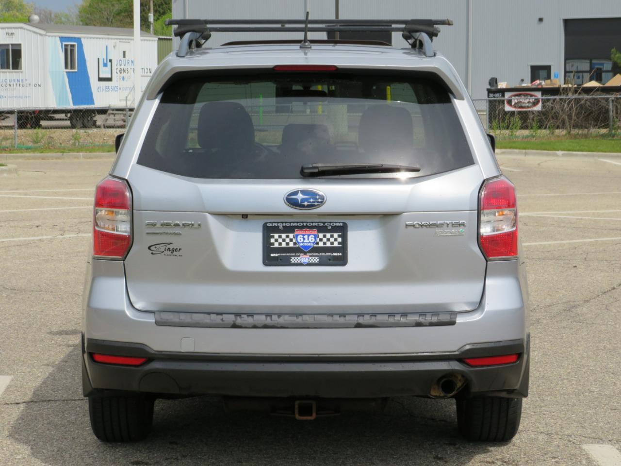 Subaru Forester 2.5i Limited 2014