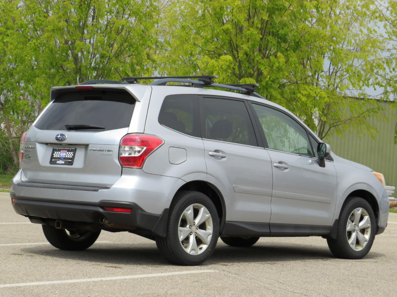 Subaru Forester 2.5i Limited 2014