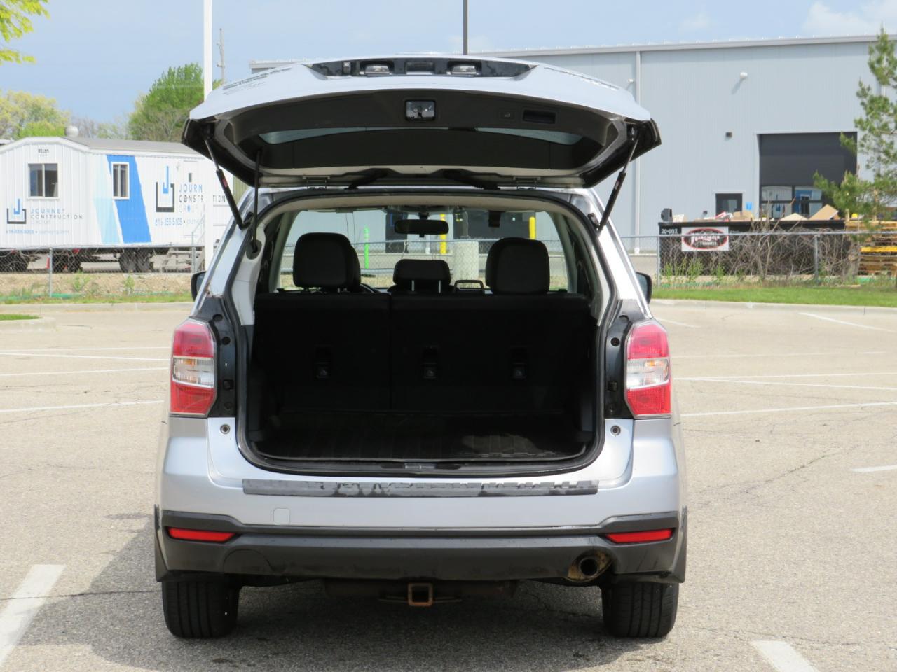 Subaru Forester 2.5i Limited 2014