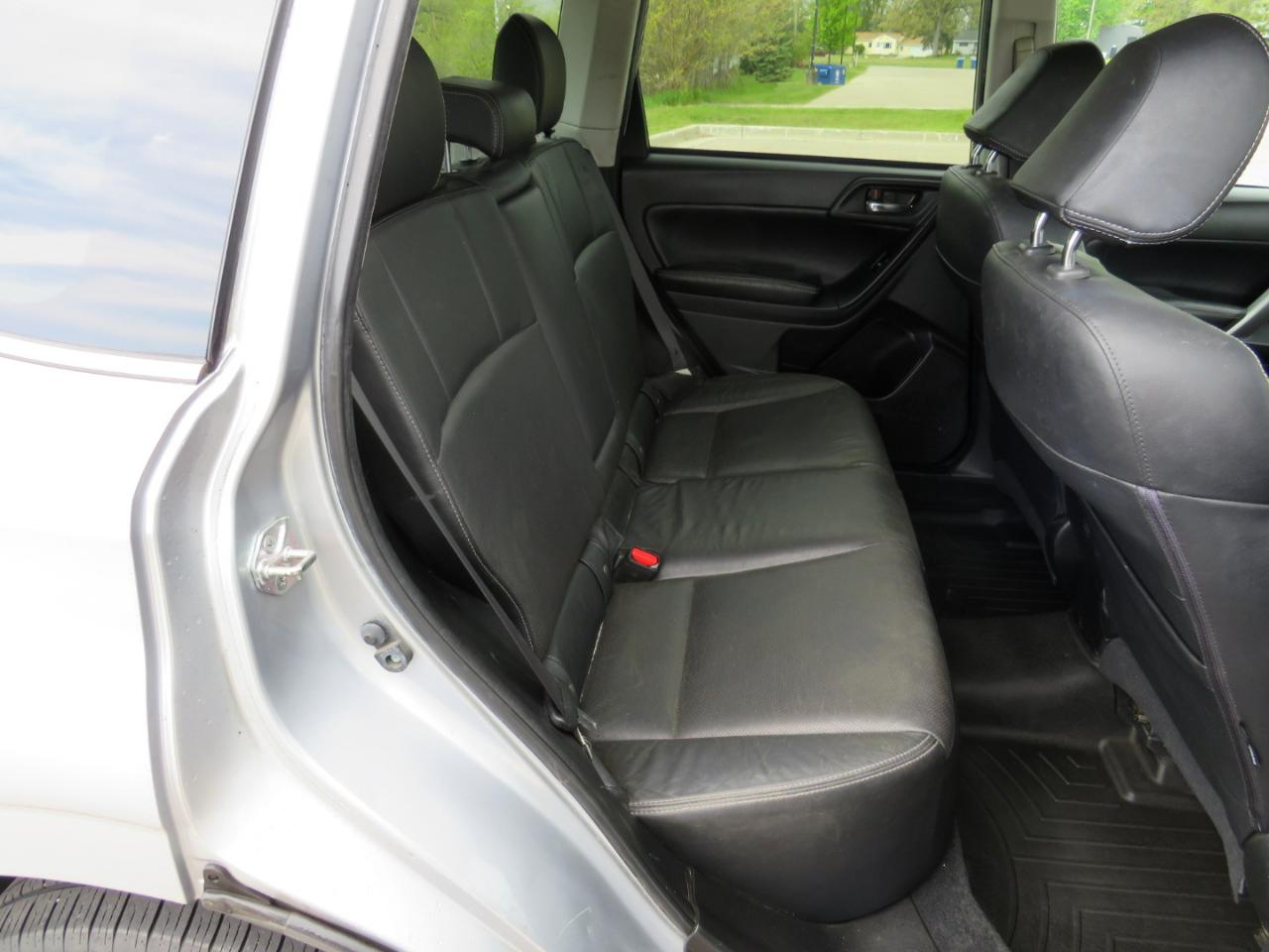 Subaru Forester 2.5i Limited 2014
