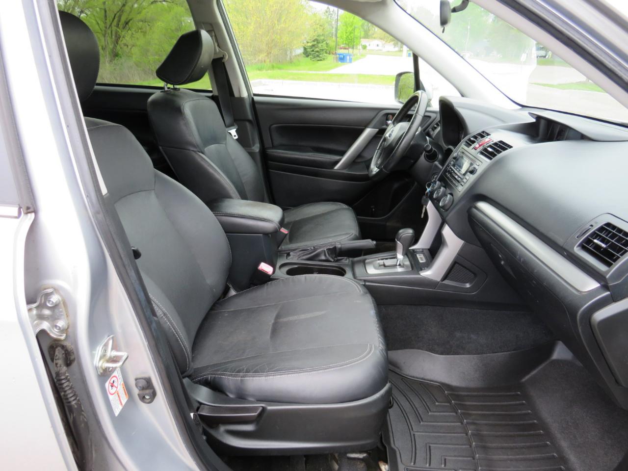 Subaru Forester 2.5i Limited 2014