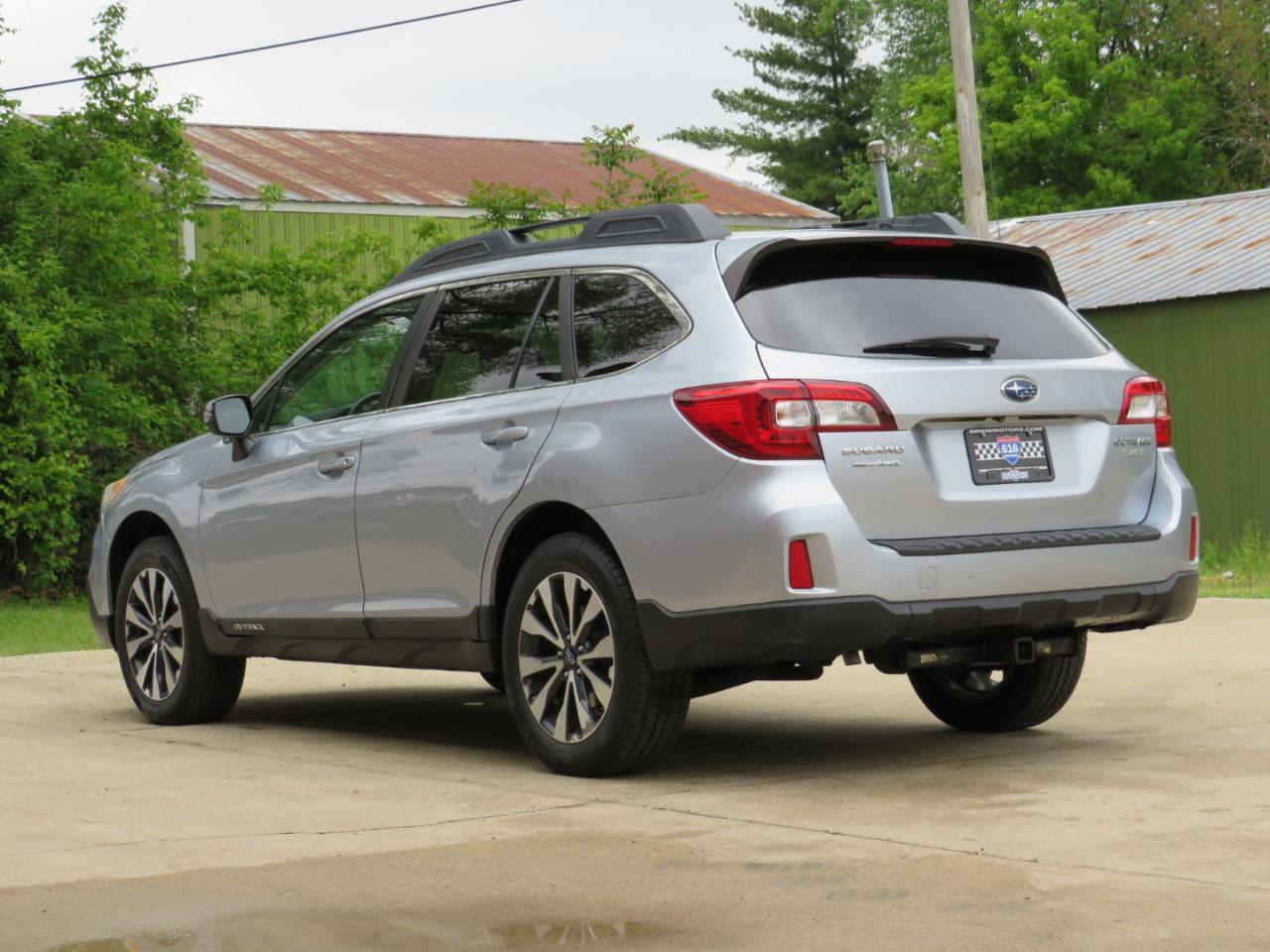 Subaru Outback 2.5i Limited 2015