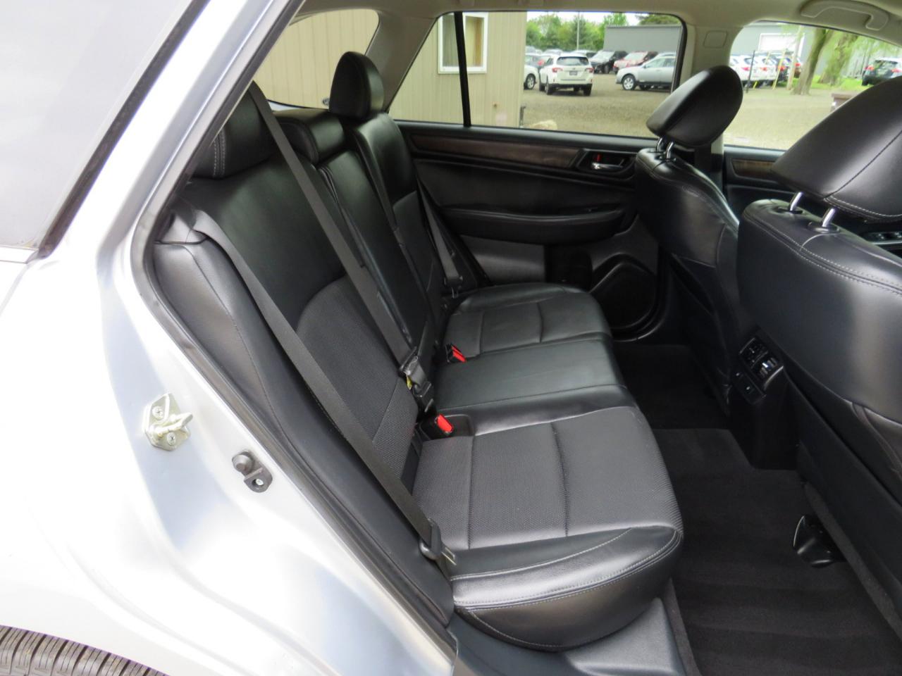 Subaru Outback 2.5i Limited 2015
