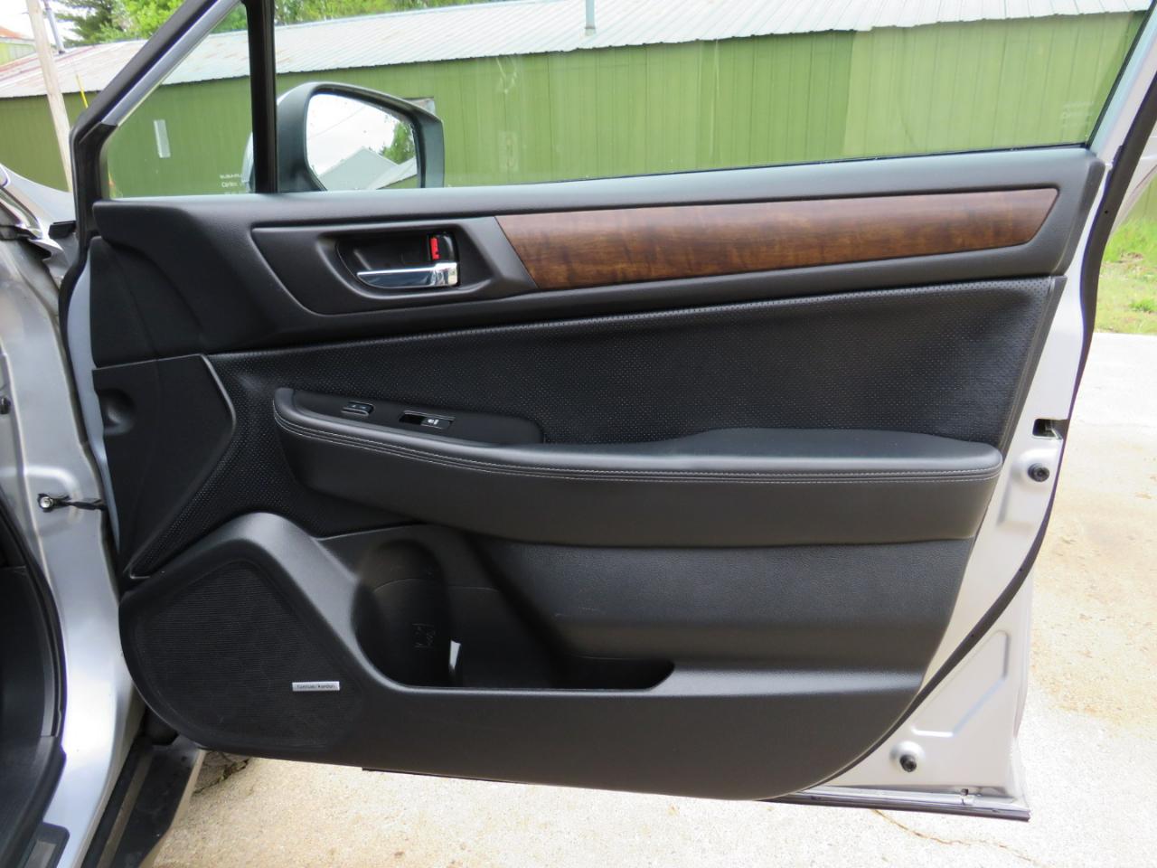 Subaru Outback 2.5i Limited 2015