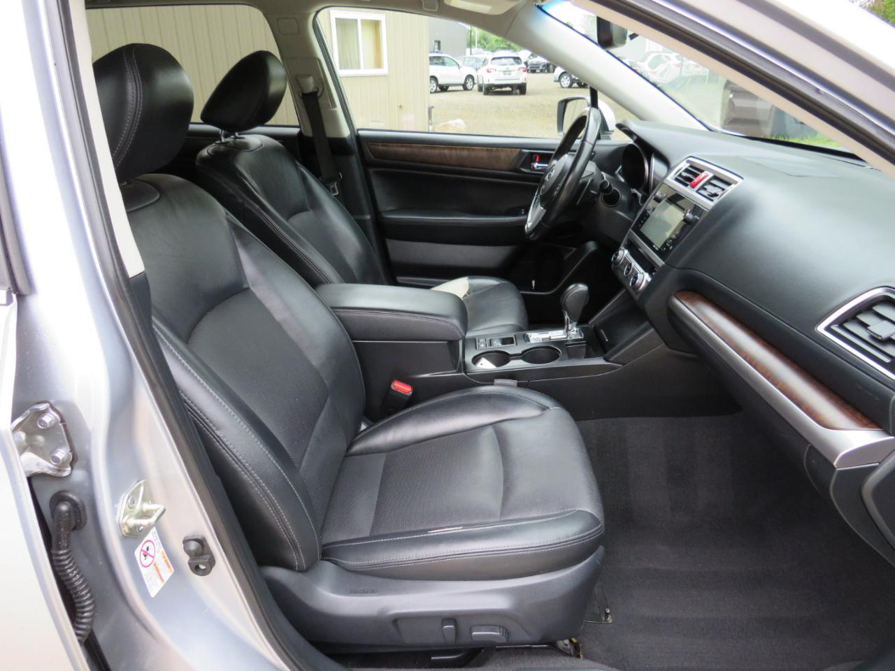 Subaru Outback 2.5i Limited 2015