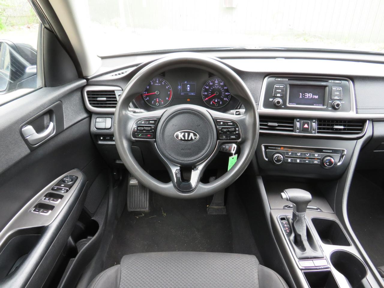 Kia Optima LX 2017