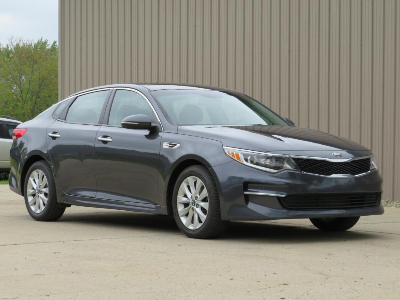 Kia Optima LX 2017