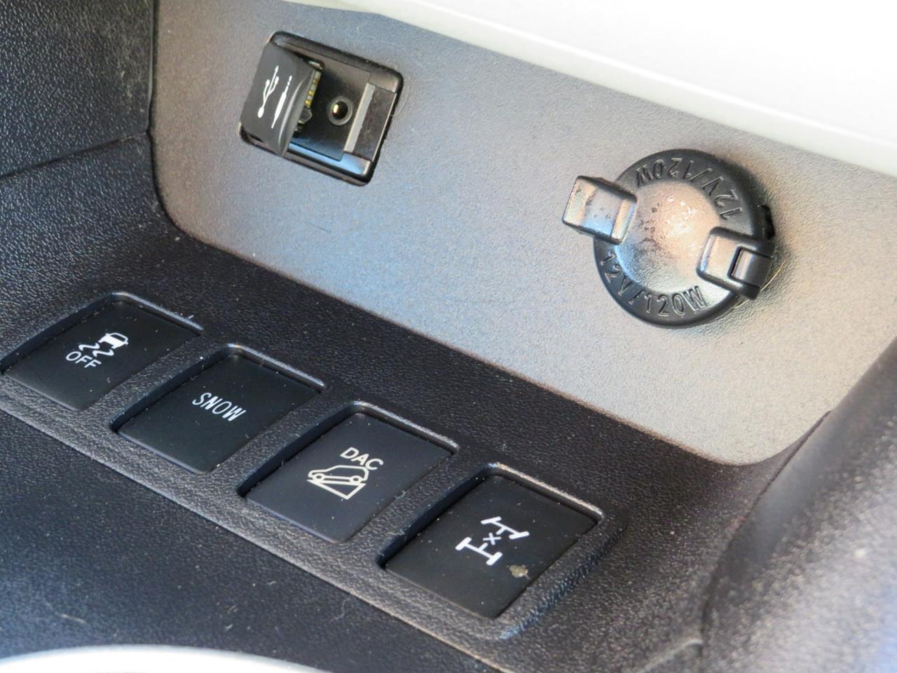 Toyota Highlander LE AWD V6 2014
