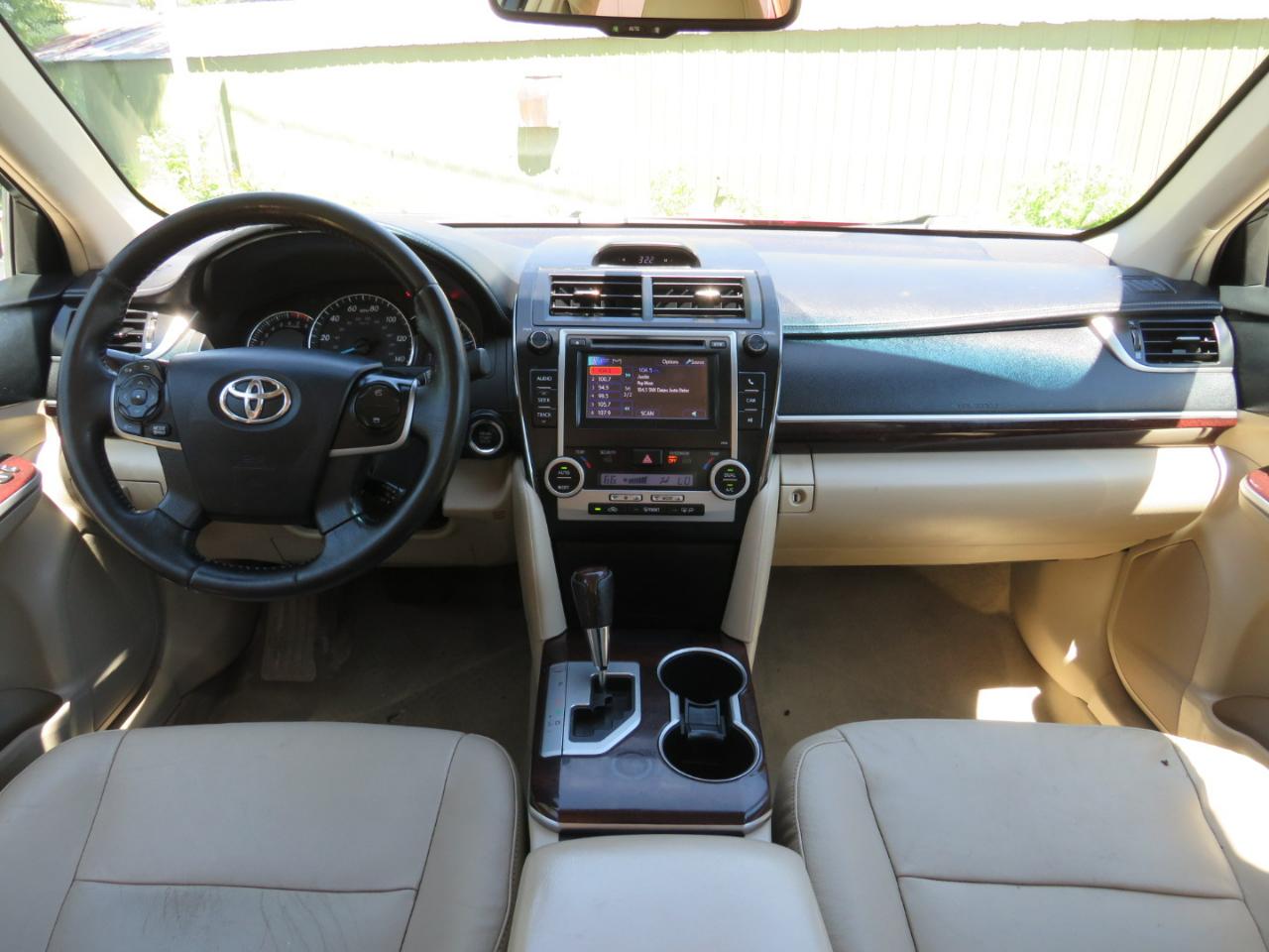 Toyota Camry L 2012