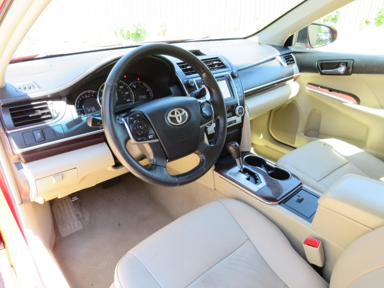 Toyota Camry L 2012
