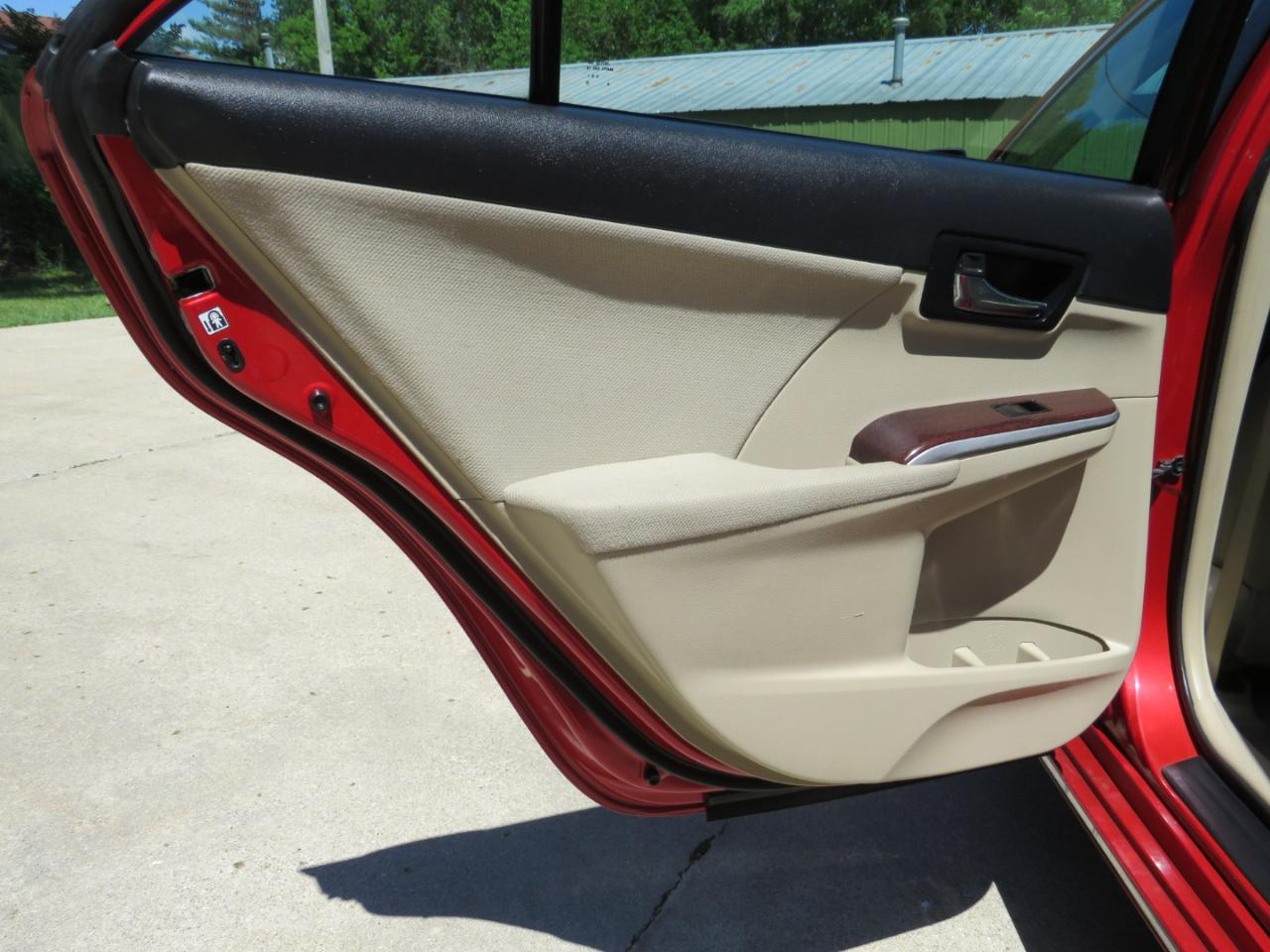 Toyota Camry L 2012