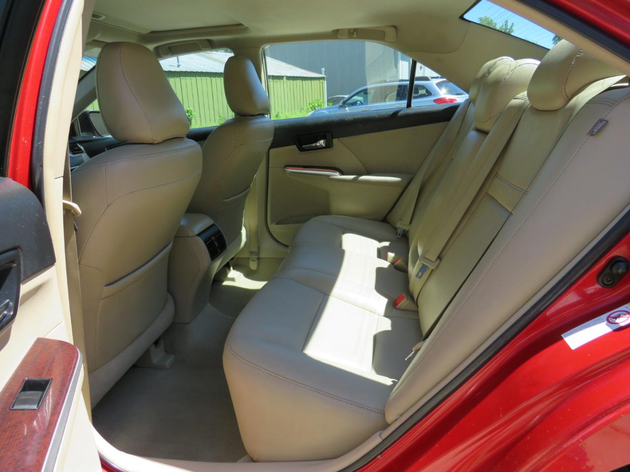 Toyota Camry L 2012
