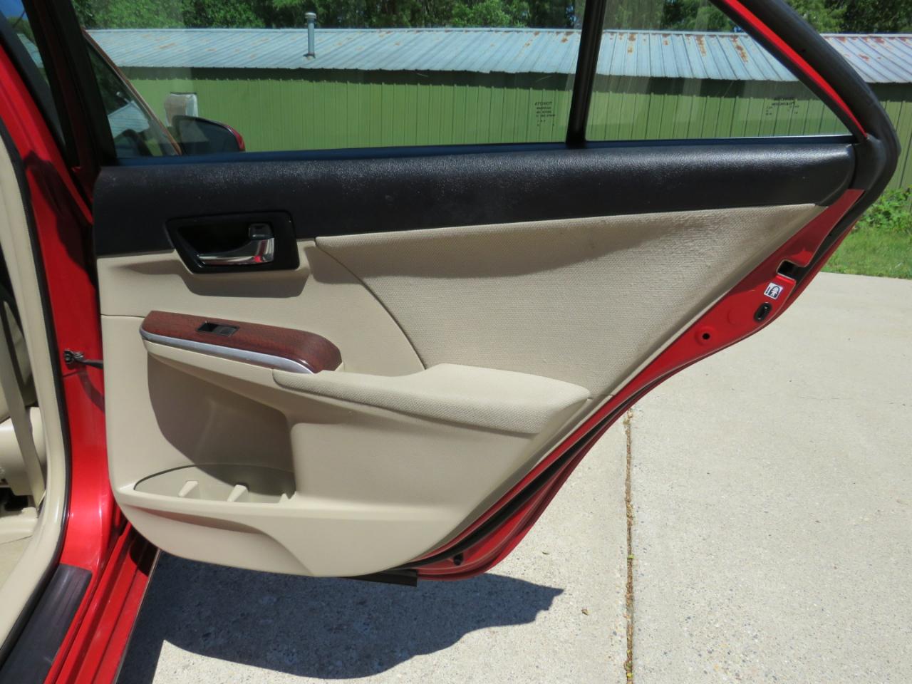 Toyota Camry L 2012