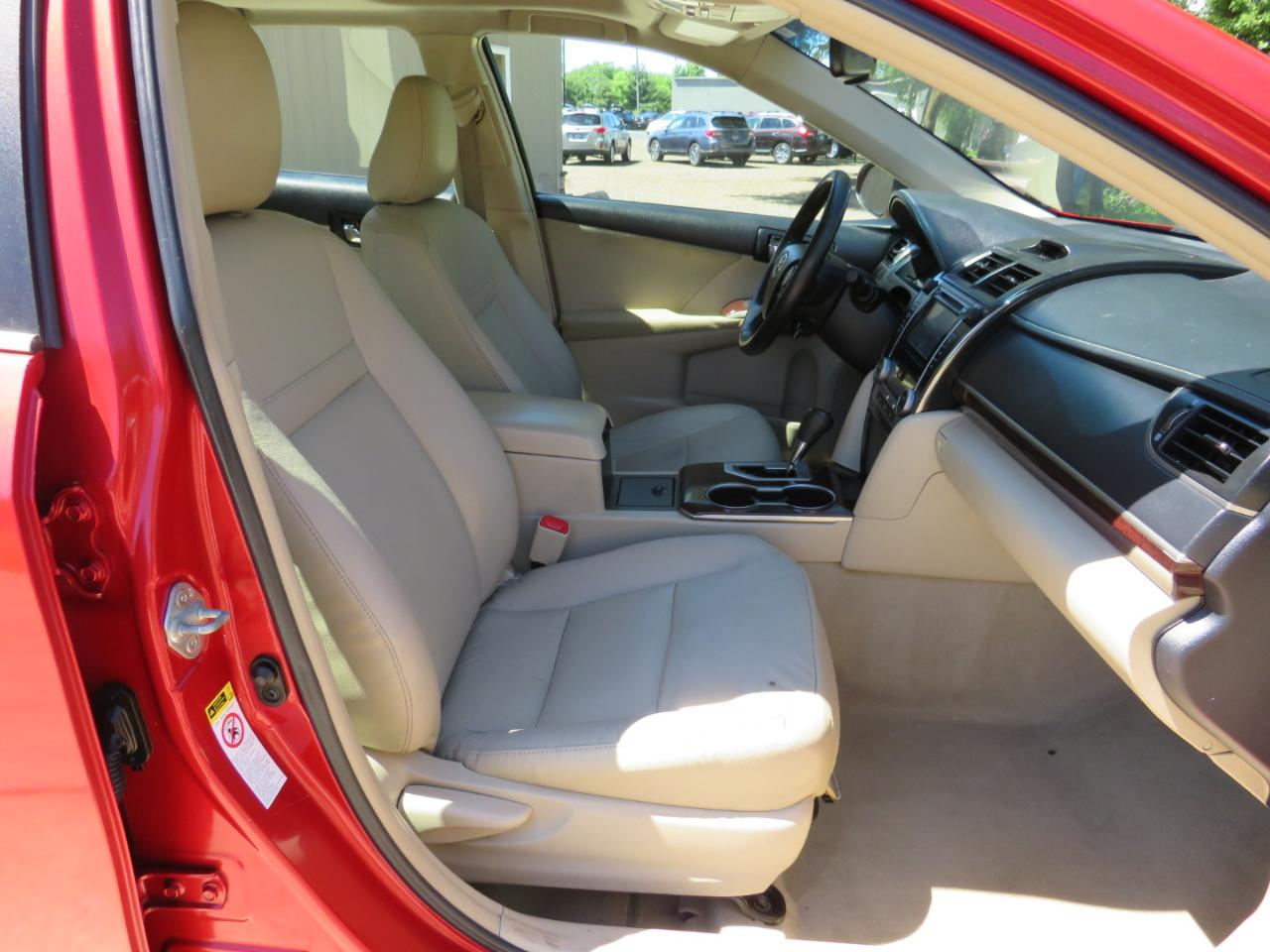 Toyota Camry L 2012