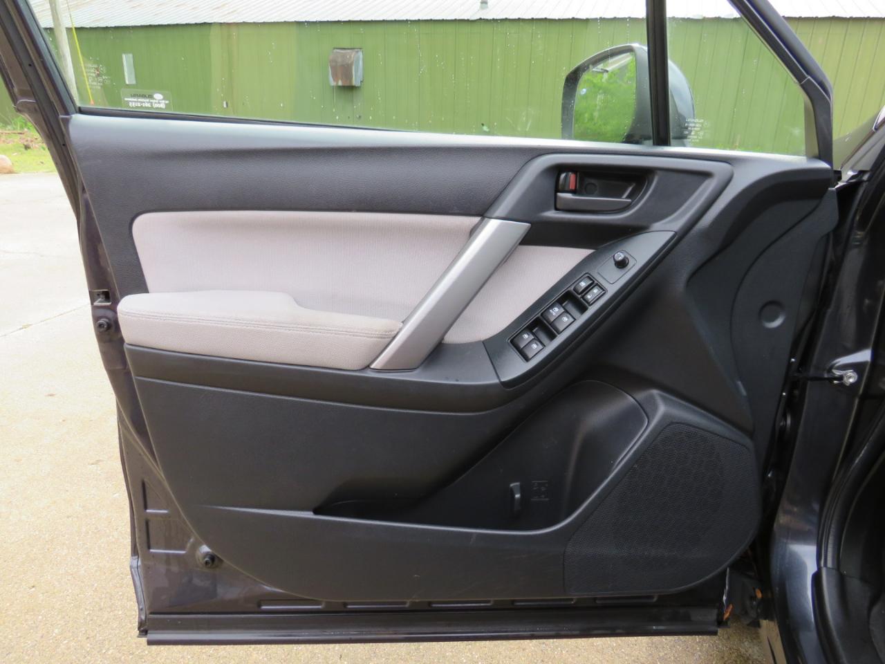 Subaru Forester 2.5i Premium 2015