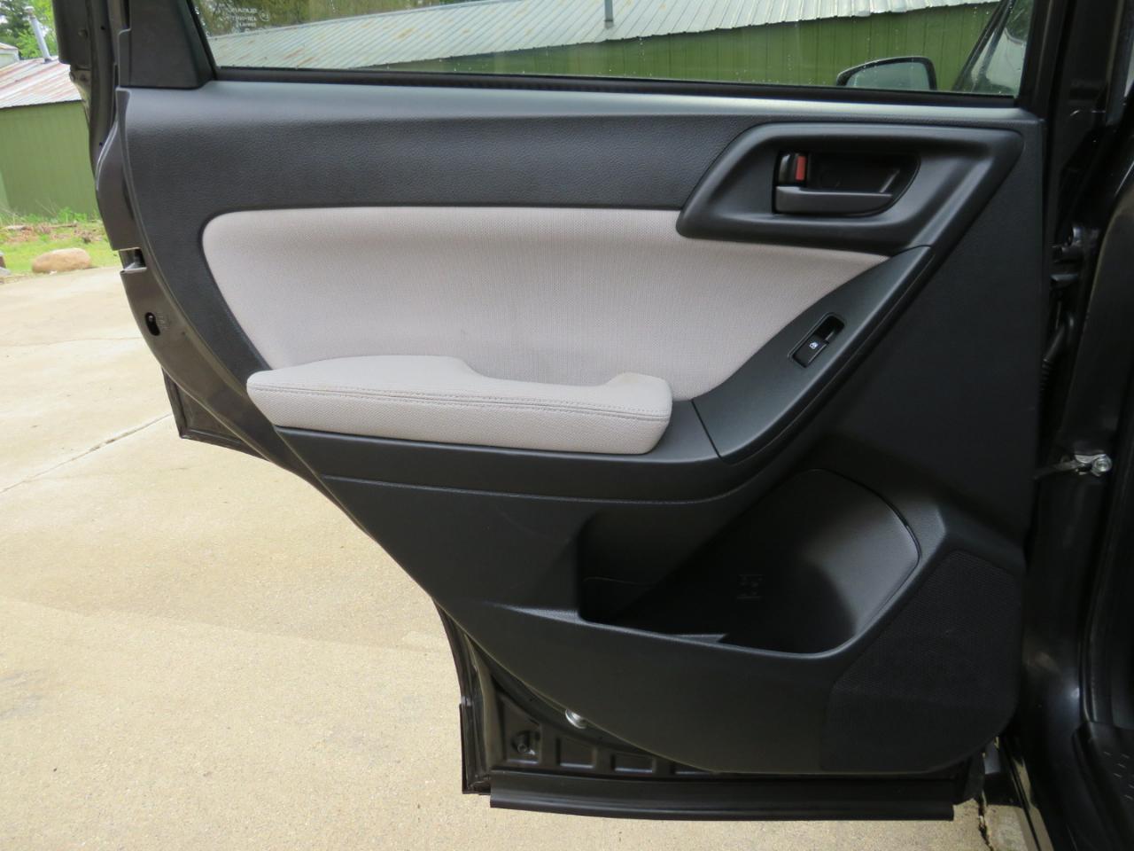 Subaru Forester 2.5i Premium 2015