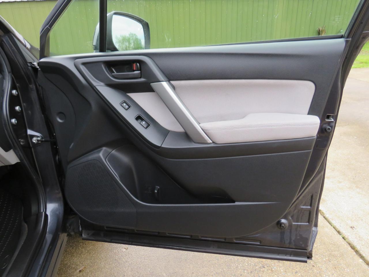 Subaru Forester 2.5i Premium 2015