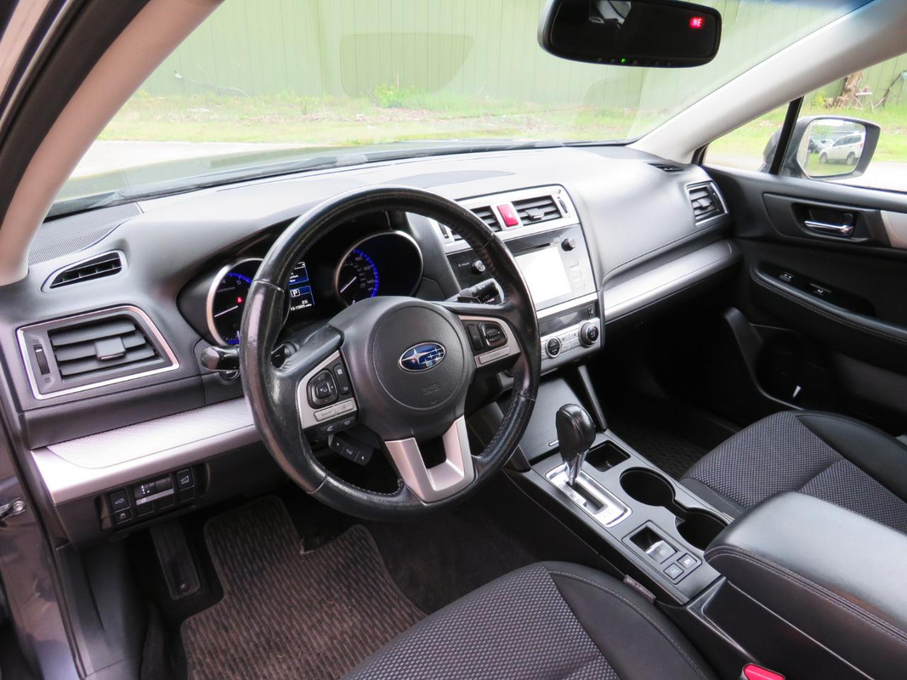 Subaru Outback 2.5i Premium 2015