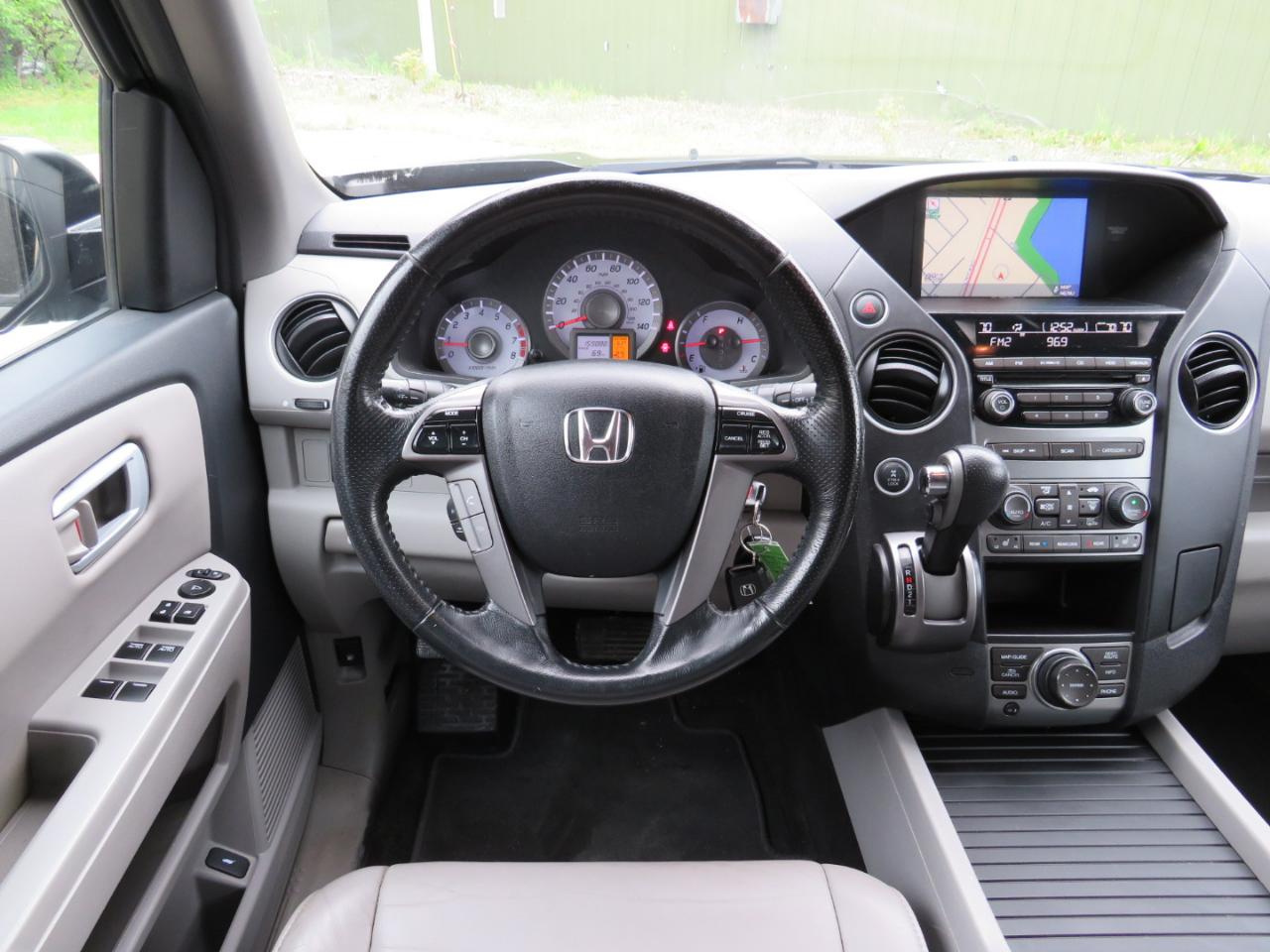 Honda Pilot EX-L 4WD 5-Spd AT with Navigation 2014