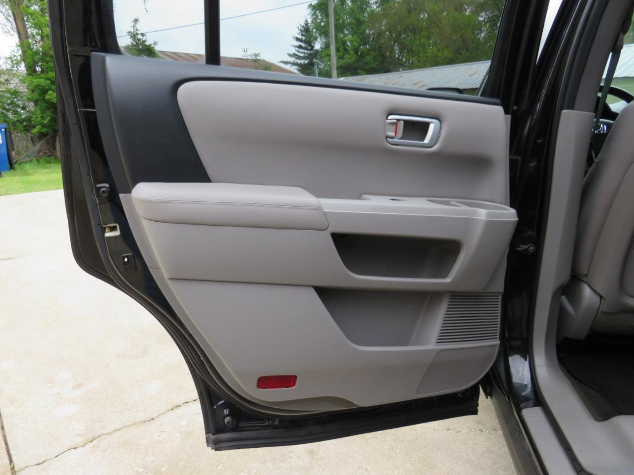 Honda Pilot EX-L 4WD 5-Spd AT with Navigation 2014