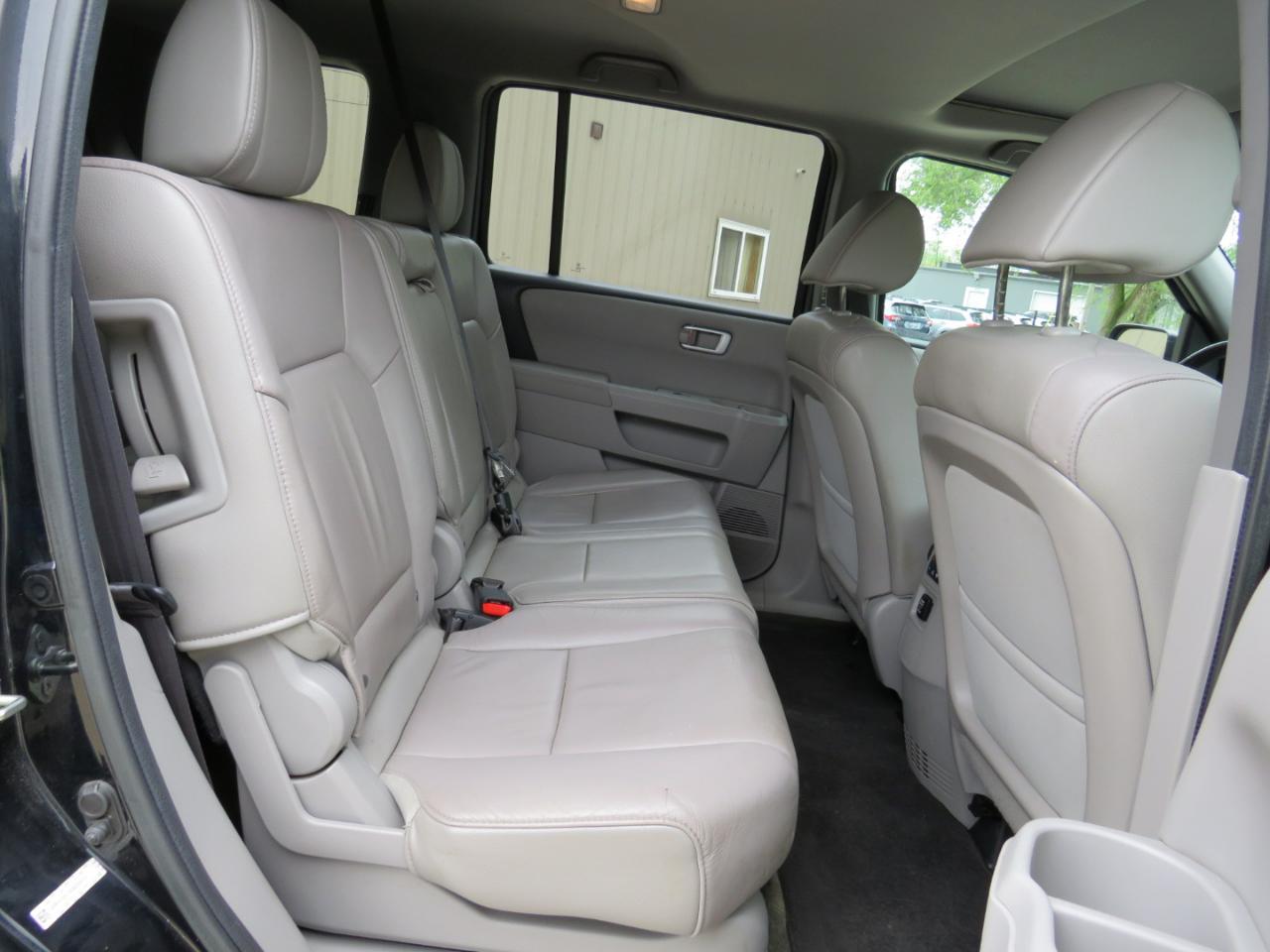 Honda Pilot EX-L 4WD 5-Spd AT with Navigation 2014