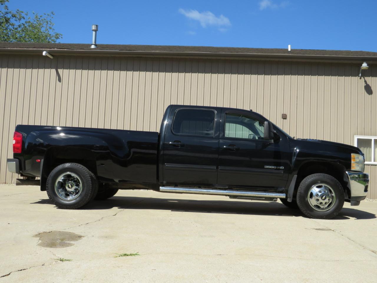 Chevrolet Silverado 3500HD LTZ Crew Cab 4WD 2013