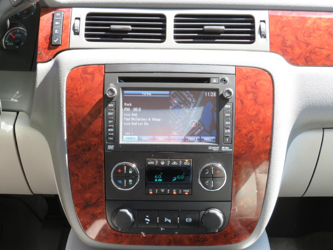 Chevrolet Silverado 3500HD LTZ Crew Cab 4WD 2013