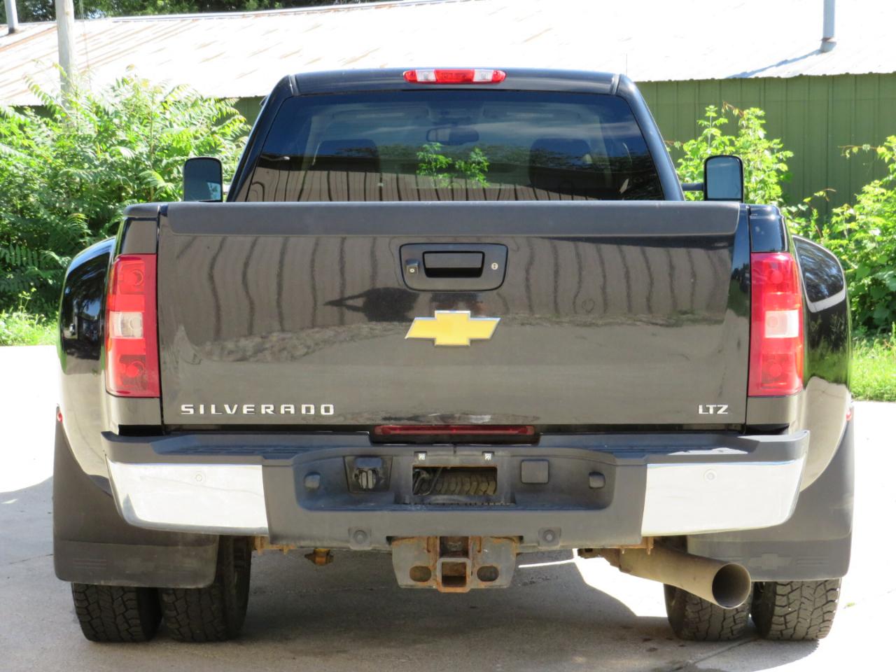 Chevrolet Silverado 3500HD LTZ Crew Cab 4WD 2013