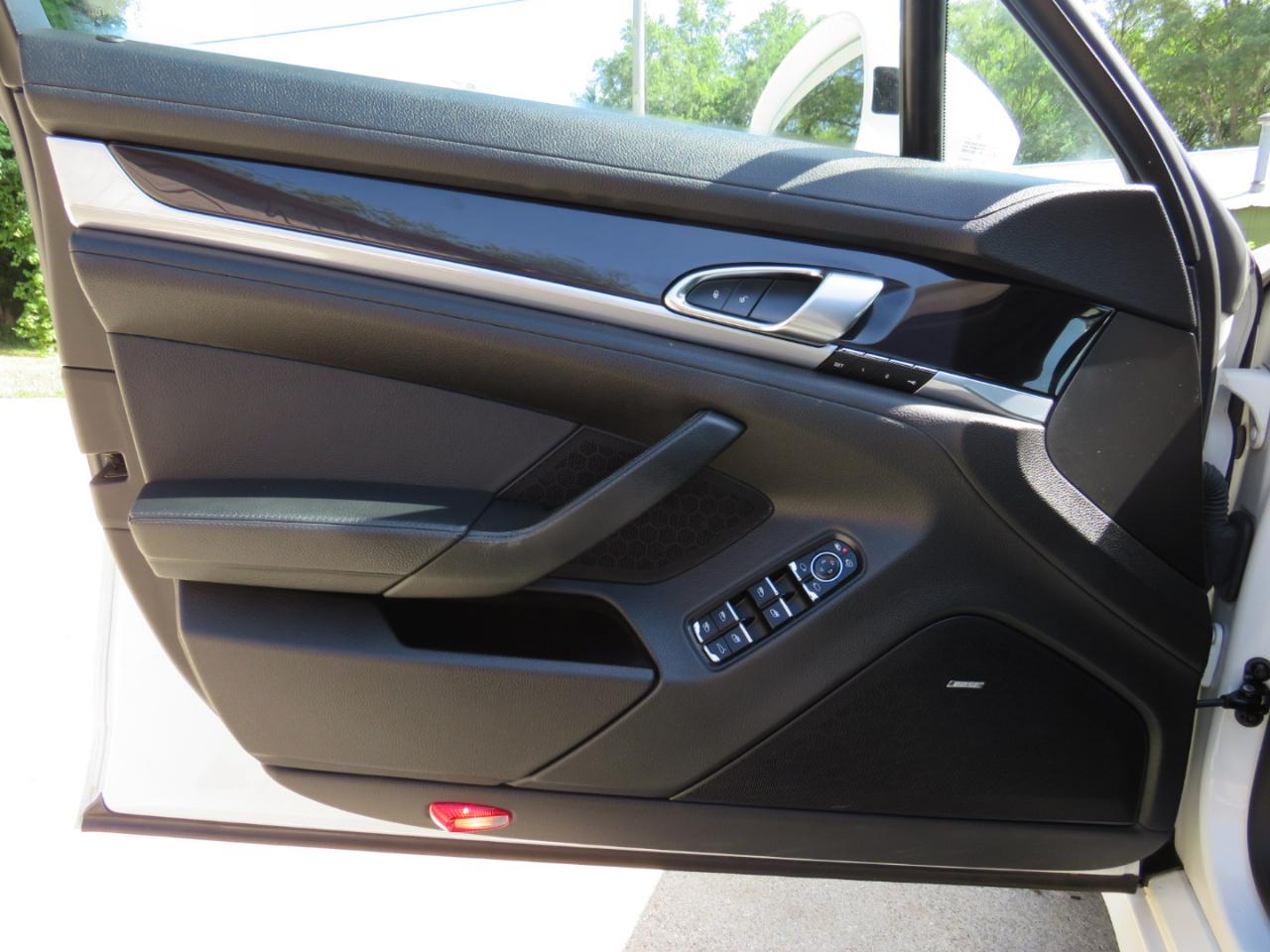Porsche Panamera 4S 2015