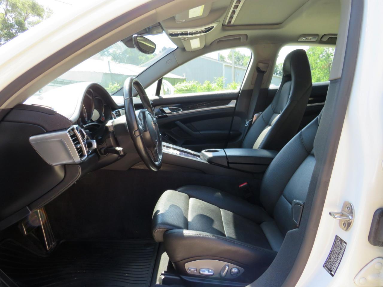 Porsche Panamera 4S 2015