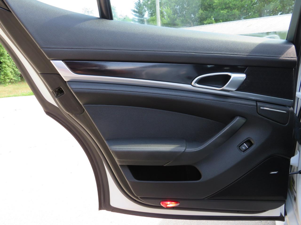 Porsche Panamera 4S 2015