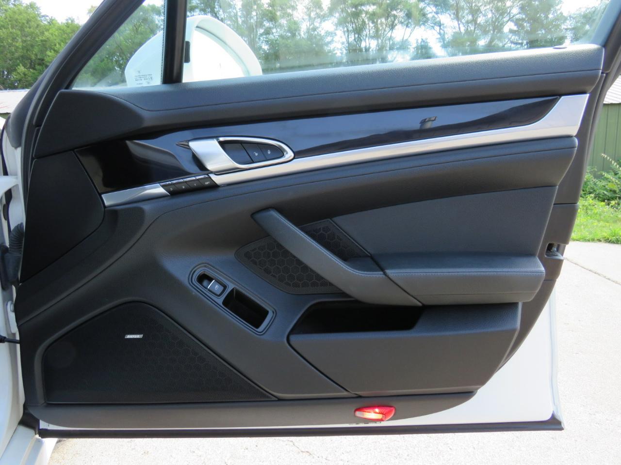 Porsche Panamera 4S 2015