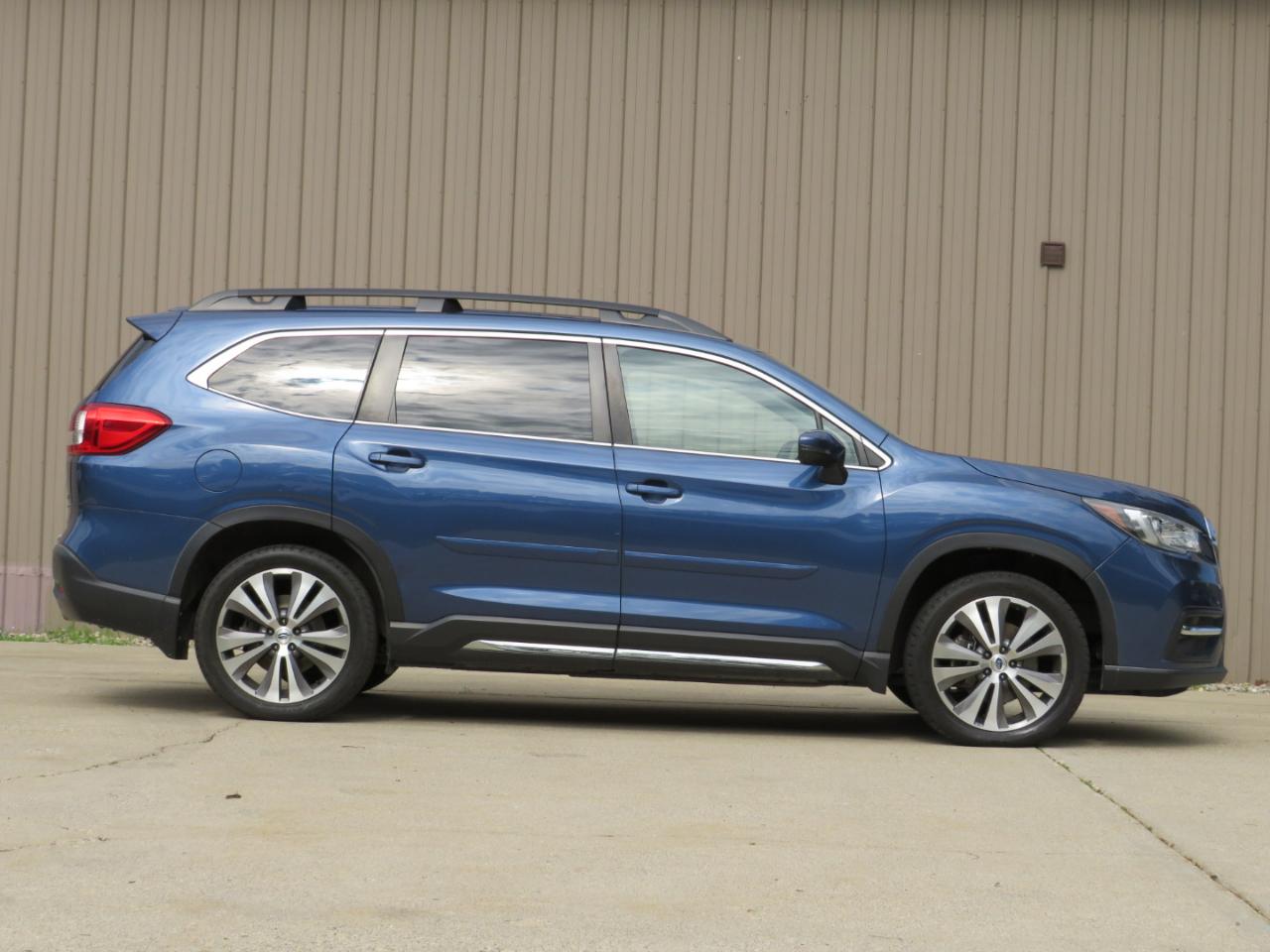 Subaru Ascent Limited w/8-Passenger Technology Pkg 2020