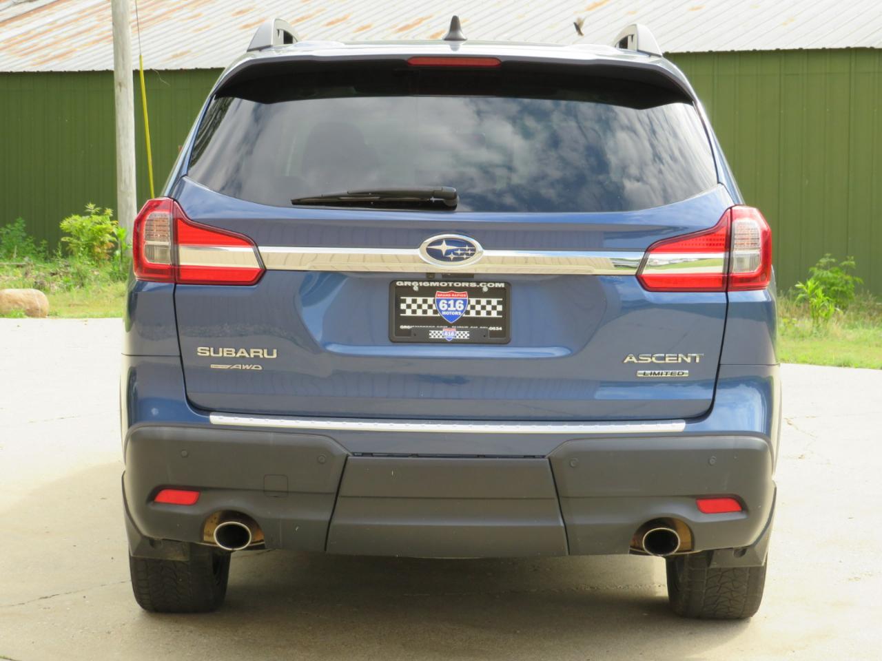 Subaru Ascent Limited w/8-Passenger Technology Pkg 2020