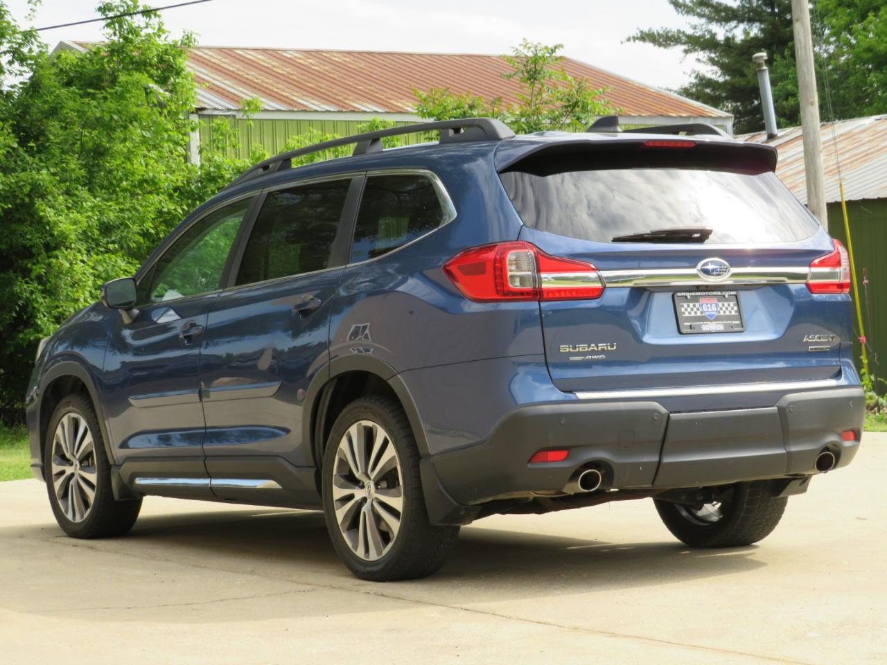 Subaru Ascent Limited w/8-Passenger Technology Pkg 2020