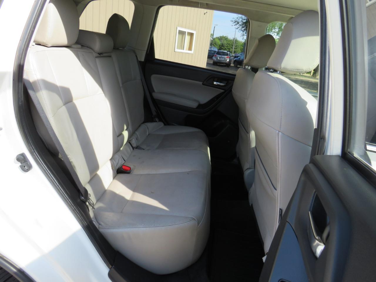 Subaru Forester 2.5i Limited 2014