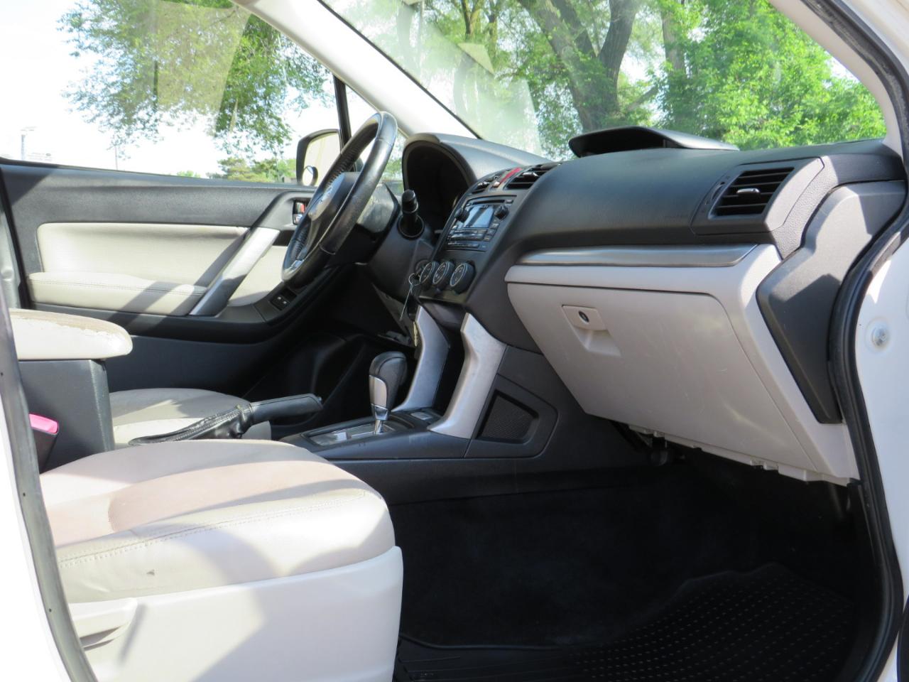 Subaru Forester 2.5i Limited 2014