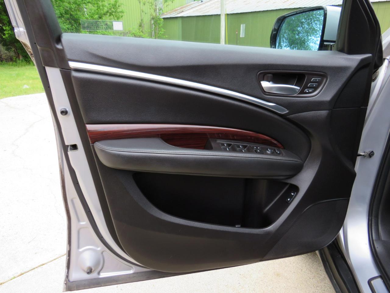 Acura MDX SH-AWD 9-Spd AT 2016