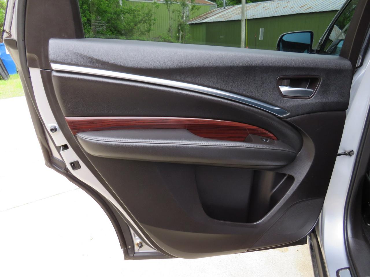 Acura MDX SH-AWD 9-Spd AT 2016