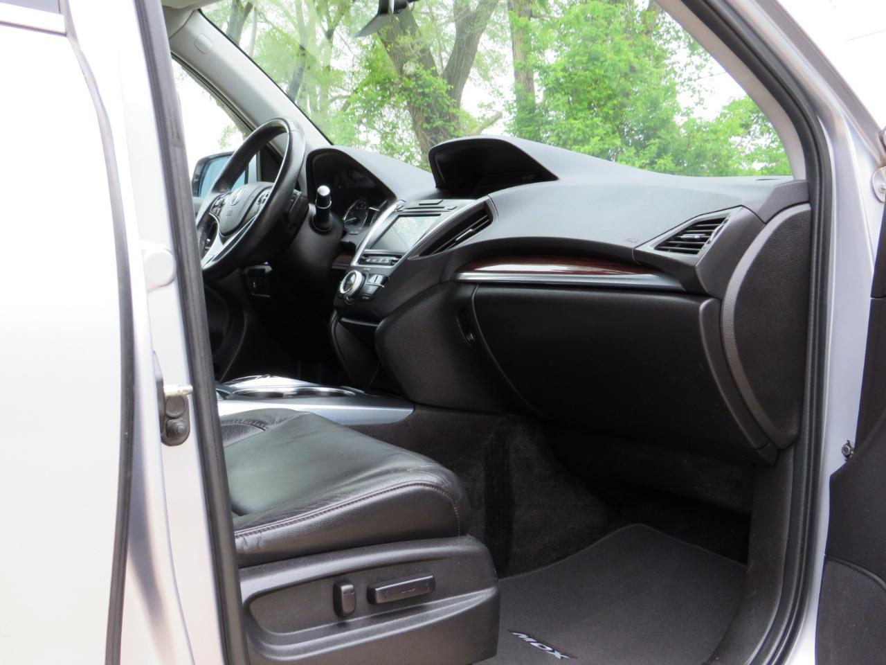Acura MDX SH-AWD 9-Spd AT 2016