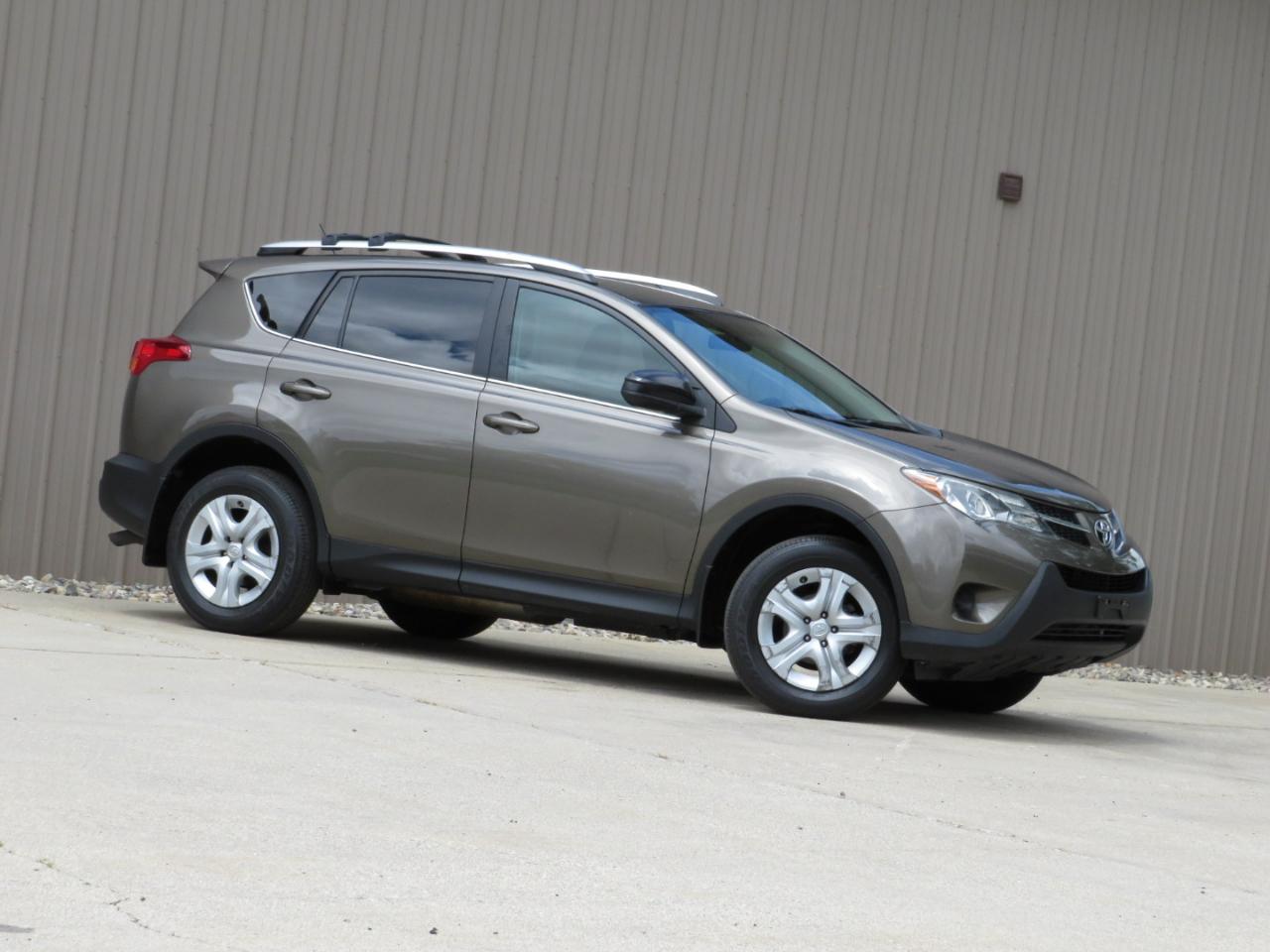Toyota RAV4 LE AWD 2013