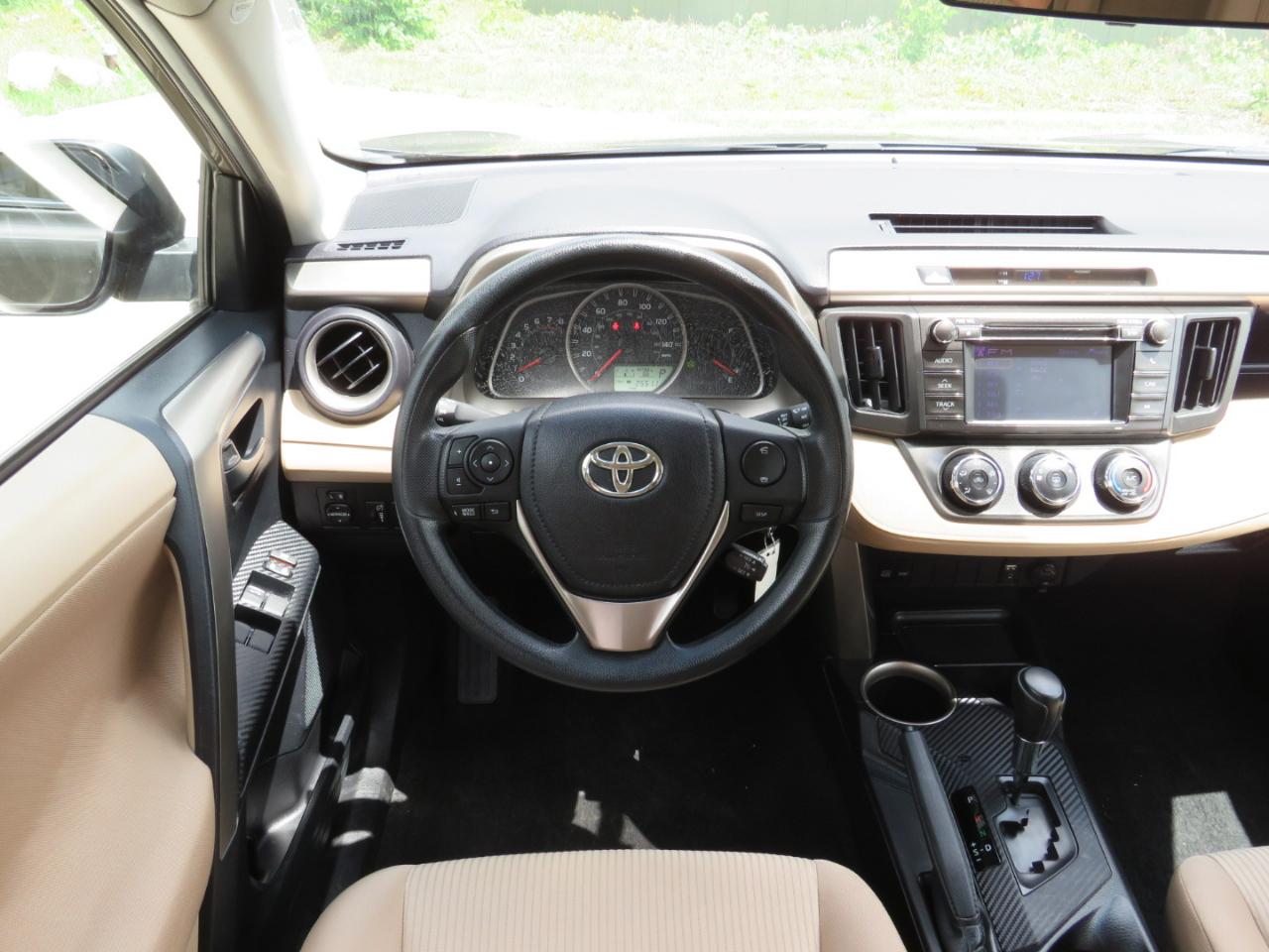 Toyota RAV4 LE AWD 2013