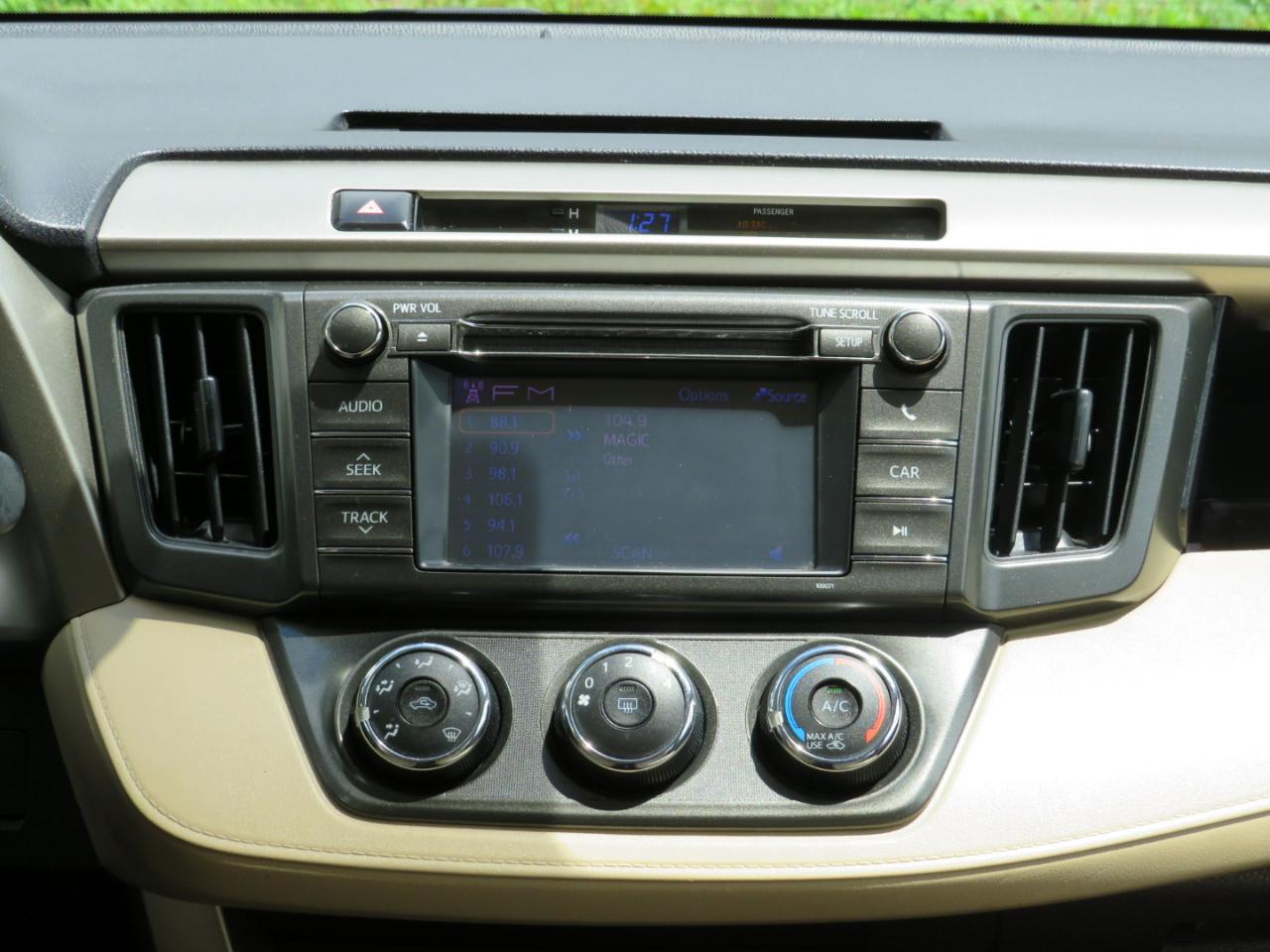 Toyota RAV4 LE AWD 2013