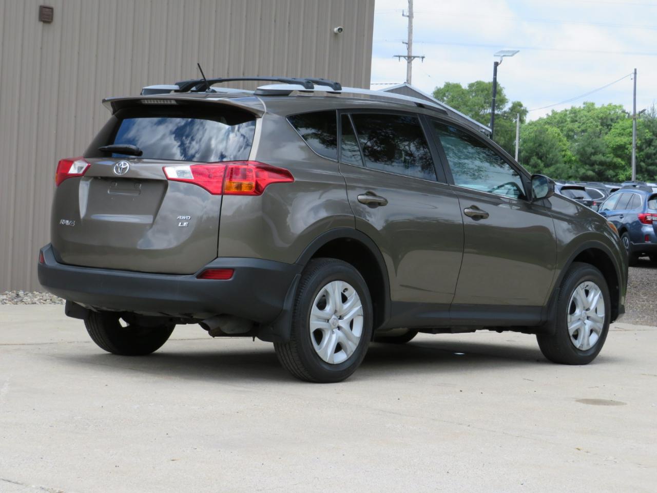 Toyota RAV4 LE AWD 2013