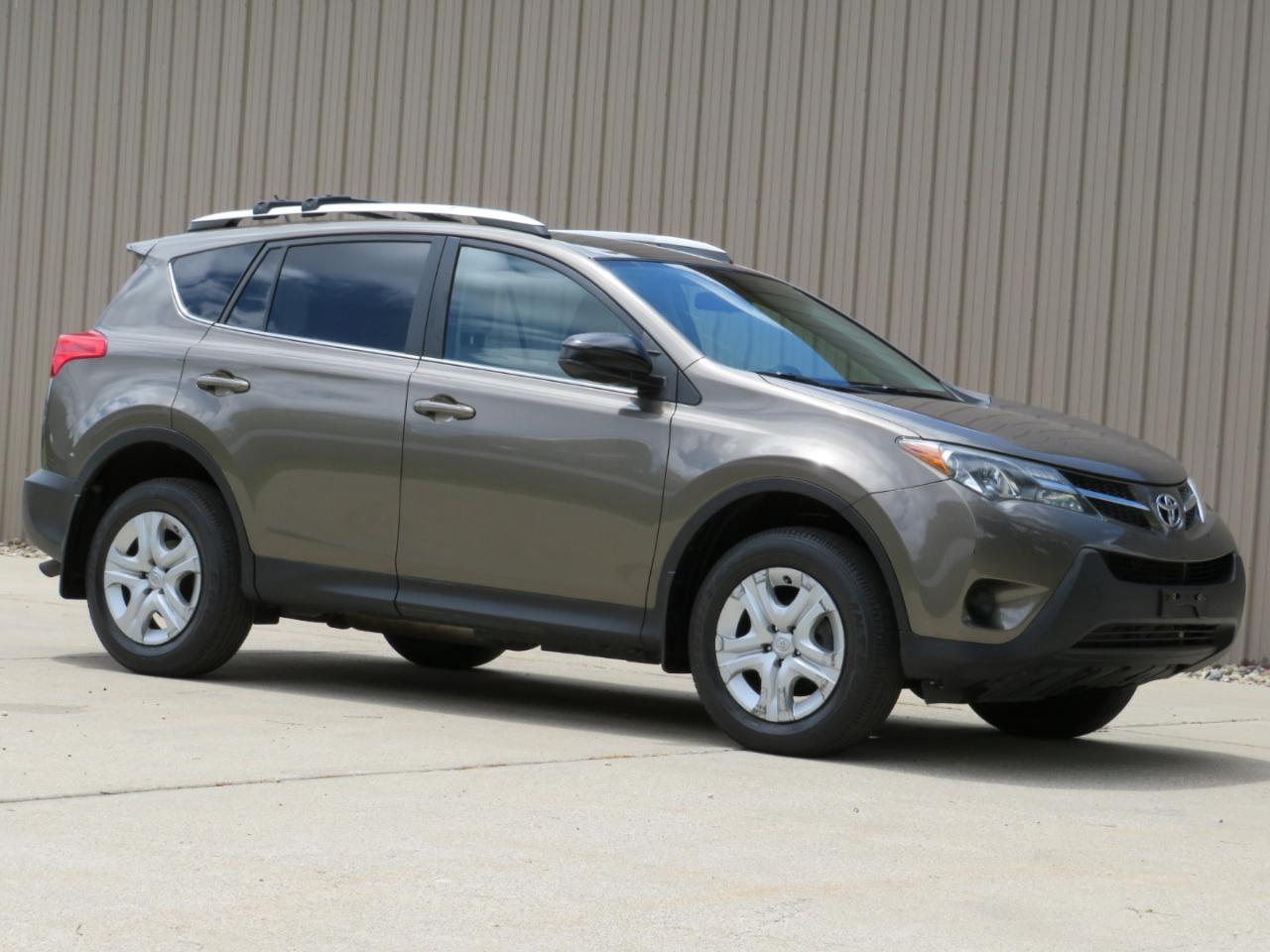 Toyota RAV4 LE AWD 2013
