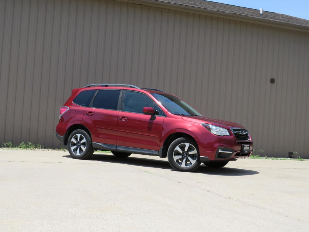 Subaru Forester 2.5i Premium PZEV CVT 2017