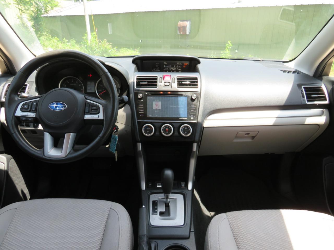 Subaru Forester 2.5i Premium PZEV CVT 2017