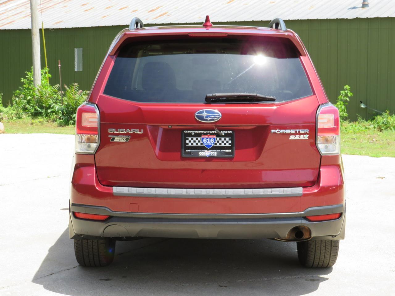 Subaru Forester 2.5i Premium PZEV CVT 2017